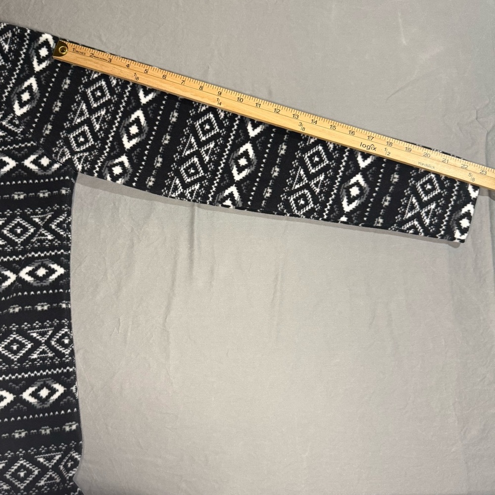 Eddie Bauer Large Fair Isle Fleece Pullover Quest Black White 1/4 Zip Cabin Warm - Picture 11 of 11